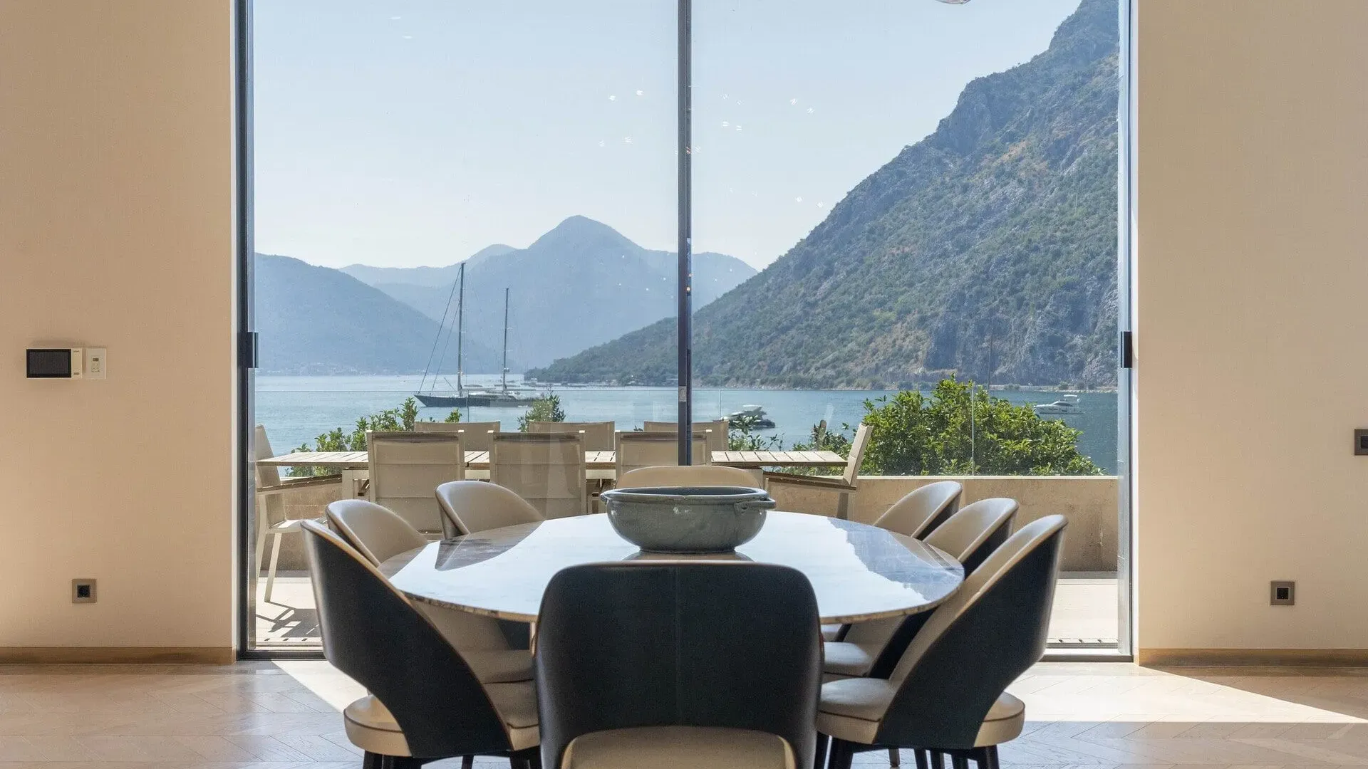 Prodaja, kuća, 526m², Orahovac, Kotor