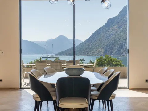 Prodaja, kuća, 526m², Orahovac, Kotor - image 17