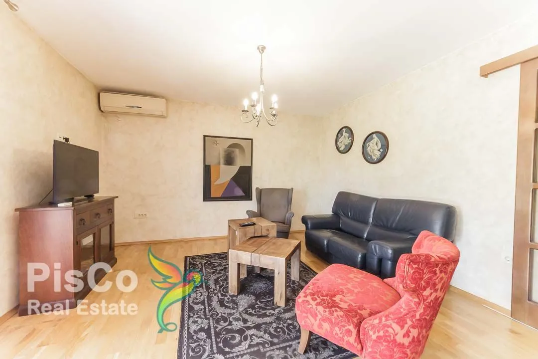 Prodaja, kuća, 200m², Tološi, Podgorica