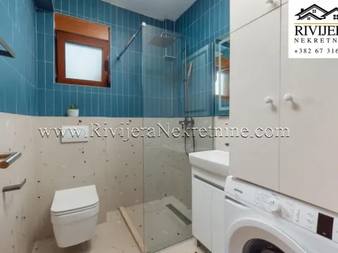 Sale, one bedroom apartment, 50m², Dobrota, Kotor - image 6