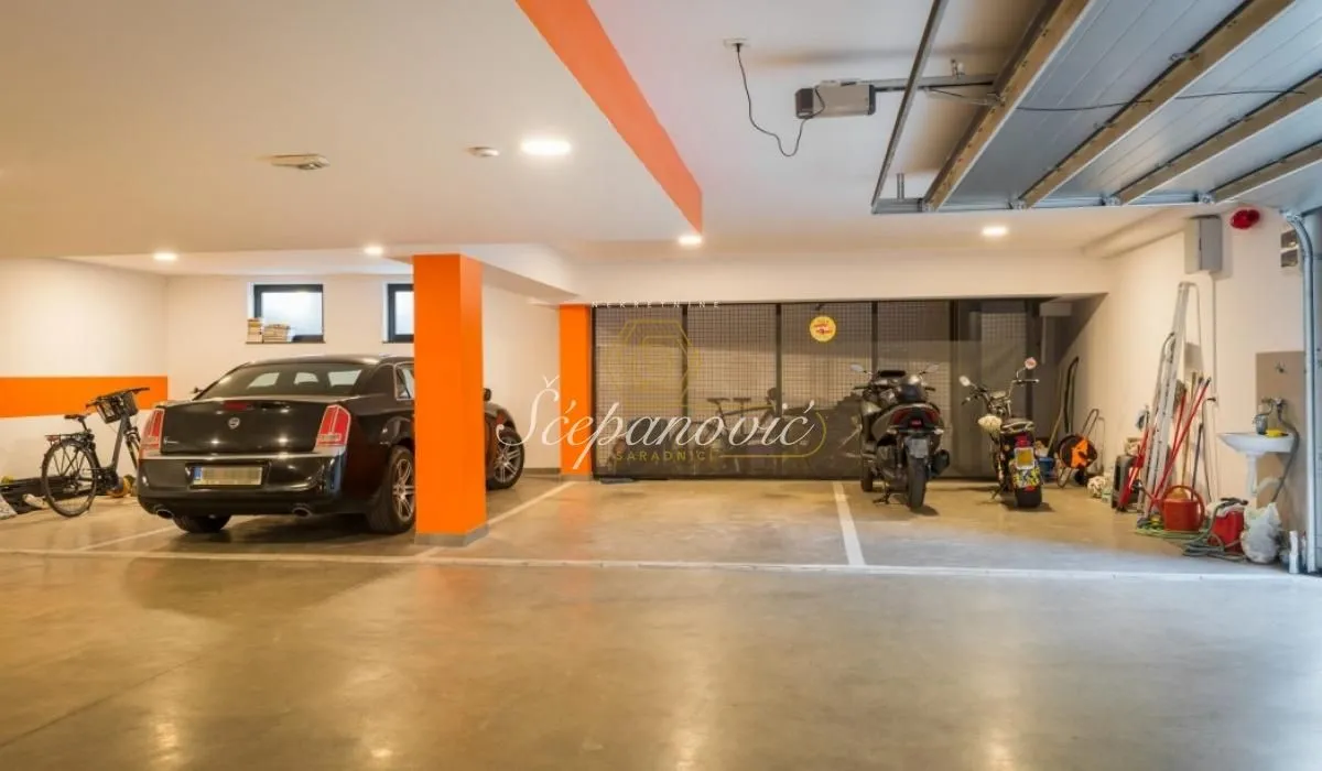Prodaja, četvorosoban stan, 106m², Grbavica, Novi Sad Sve Podlokacije