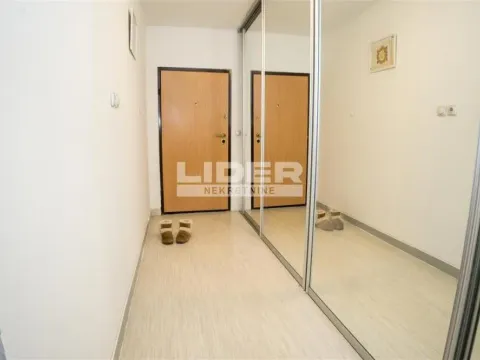 Prodaja, trosoban stan, 69m², Čukarica, Beograd - image 14