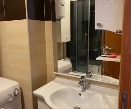 Izdavanje, dvosoban stan, 80m², Vezirov Most, Podgorica - image 7