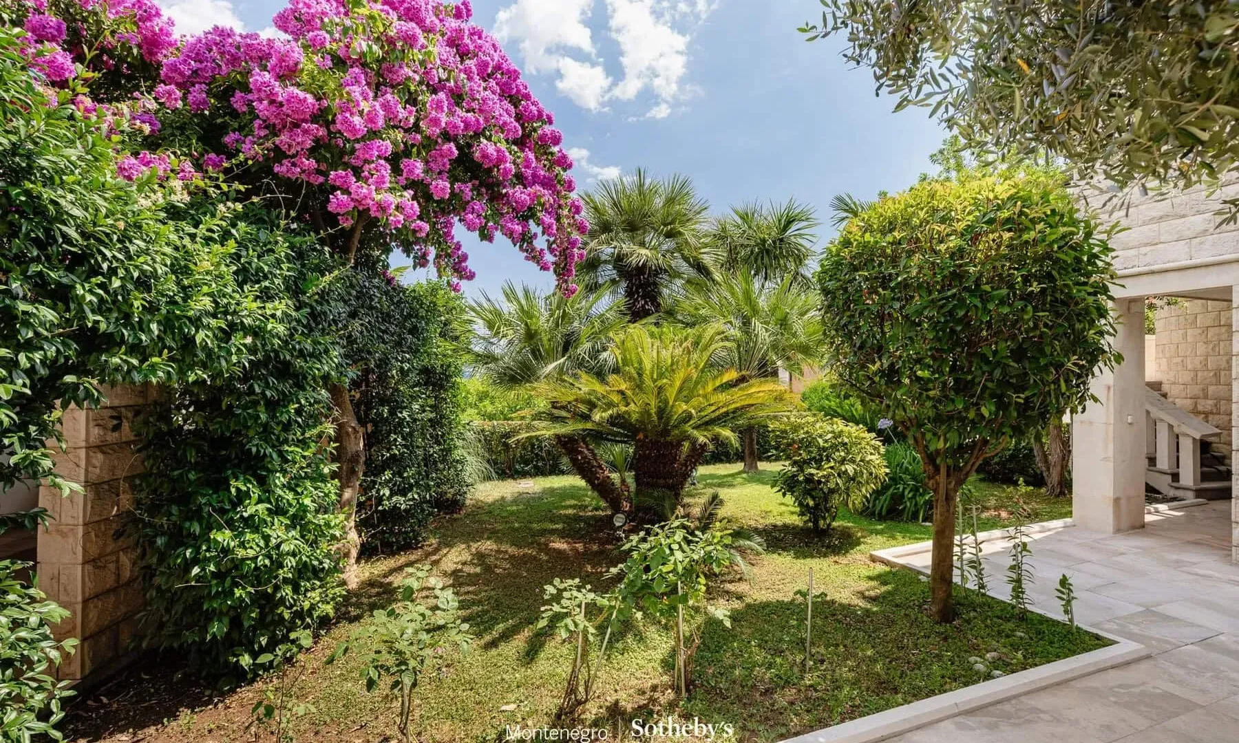 Sale, house, 233m², Savina, Herceg Novi