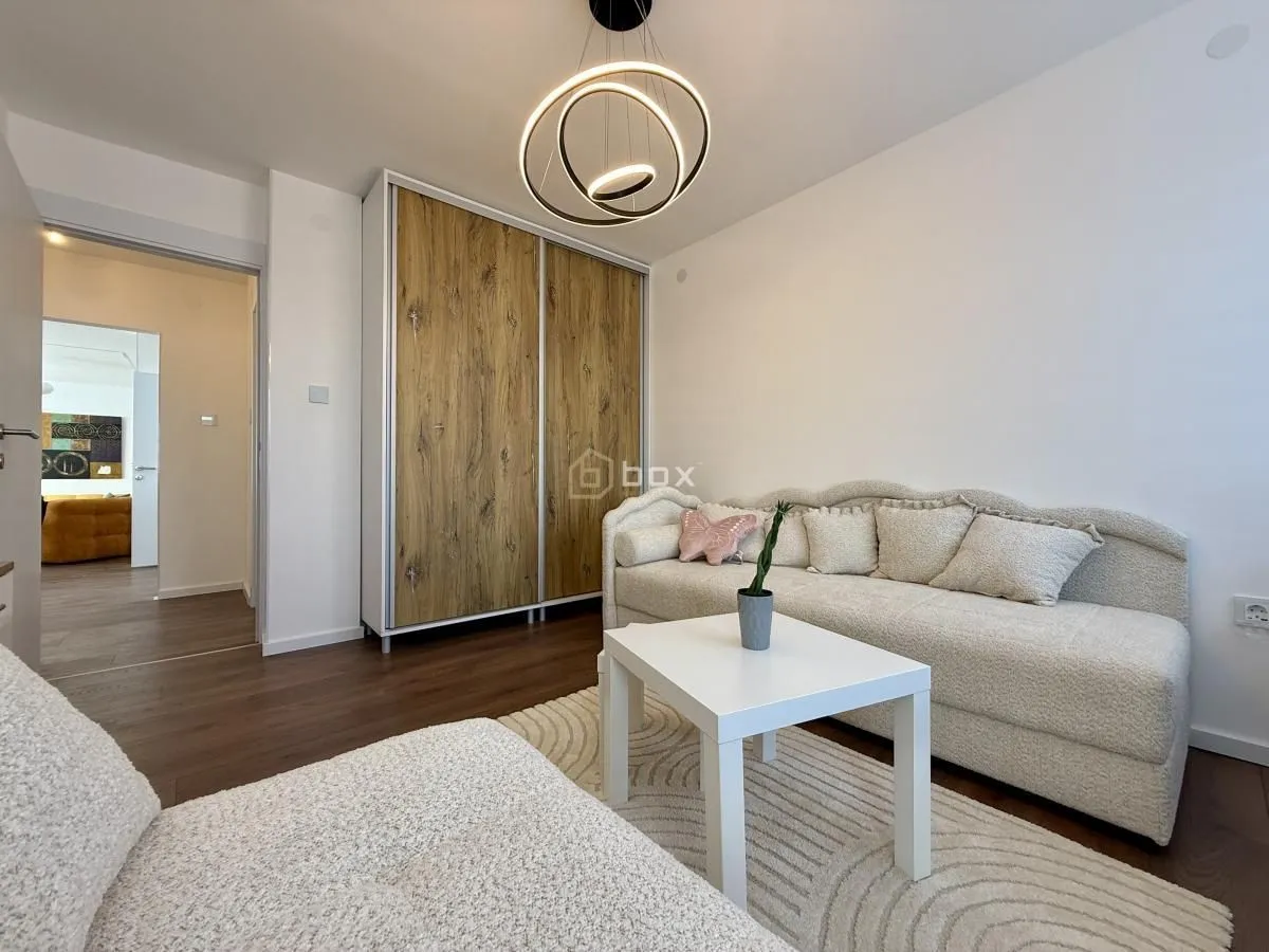 Prodaja, trosoban stan, 79m², Medijana, Niš