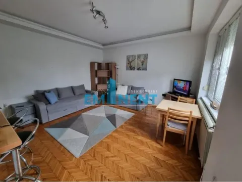 Izdavanje, jednosoban stan, 38m², Vračar Sve Podlokacije, Beograd