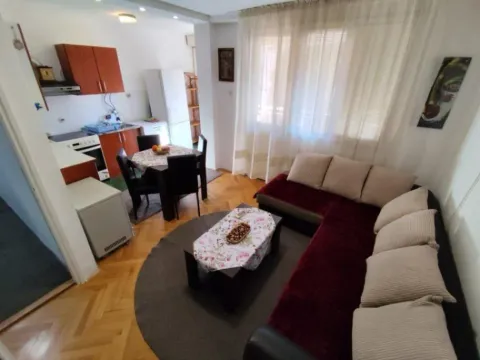 Sale, one bedroom apartment, 42m², Podgorica, Crna Gora - image 7