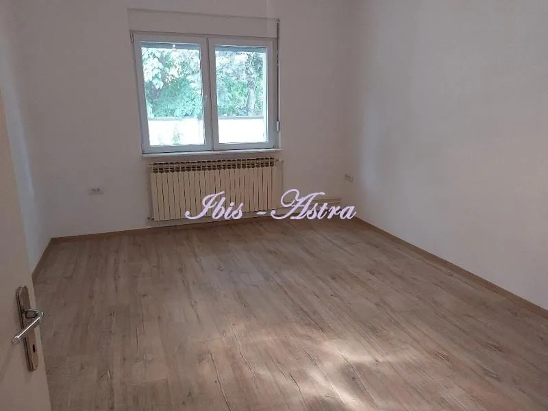 Rent, house, 100m², Zemun Kalvarija, Zemun Sve Podlokacije