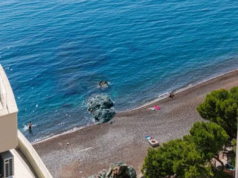 Sale, one bedroom apartment, 77m², Bečići, Budva - image 21