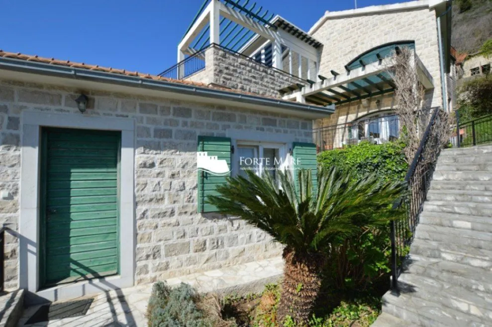 Prodaja, jednosoban stan, 67m², Lučići, Herceg Novi