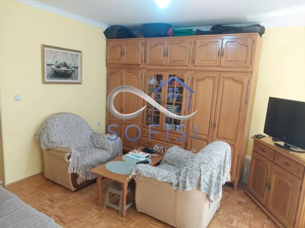 Prodaja, dvosoban stan, 43m², Centar, Novi Sad