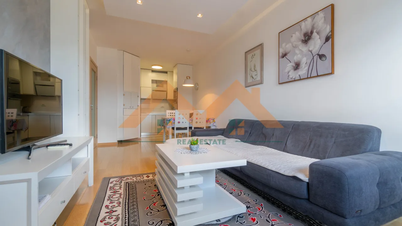 Izdavanje, jednosoban stan, 48m², City Kvart, Podgorica