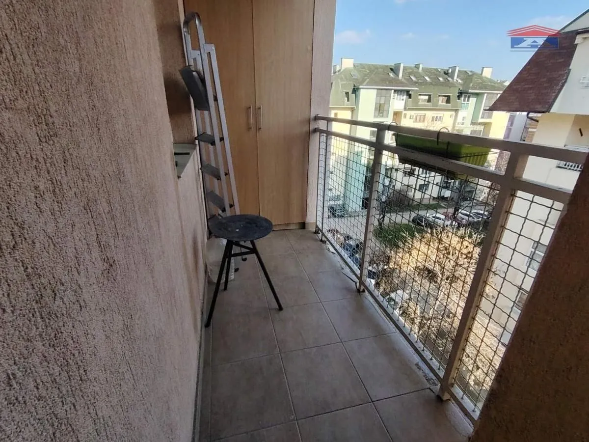 Prodaja, trosoban stan, 81m², Grbavica, Novi Sad Sve Podlokacije