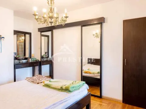 Prodaja, trosoban stan, 200m², Blok 6, Podgorica - image 6