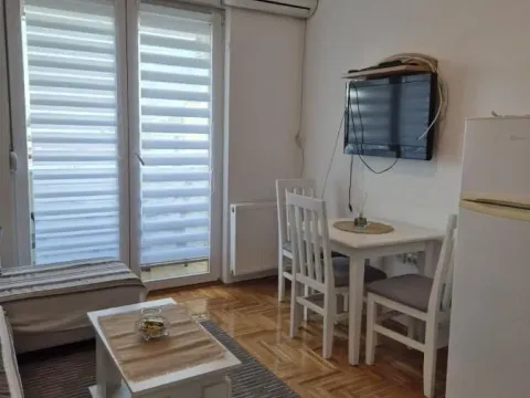 Izdavanje, jednosoban stan, 32m², Telep, Novi Sad Sve Podlokacije - image 3