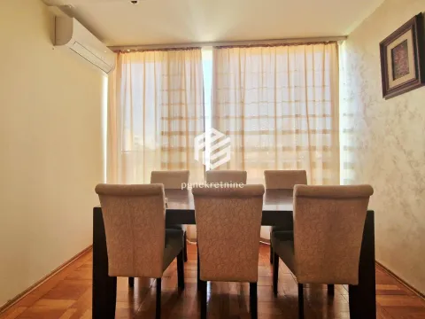 Rent, two bedroom apartment, 67m², Stara Varoš, Podgorica - image 4