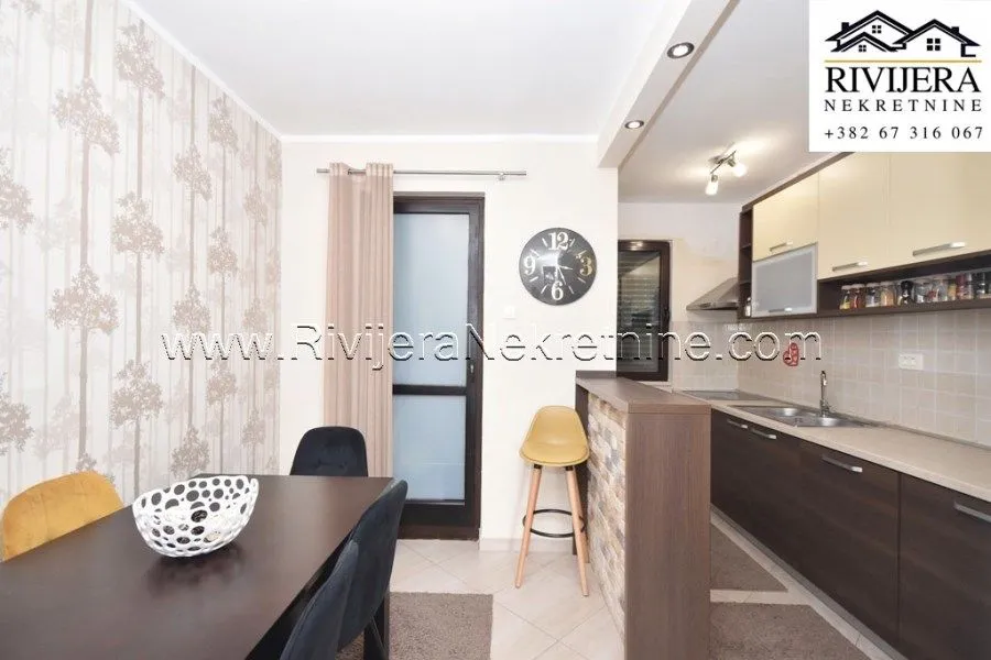 Sale, two bedroom apartment, 79m², Herceg Novi, Crna Gora