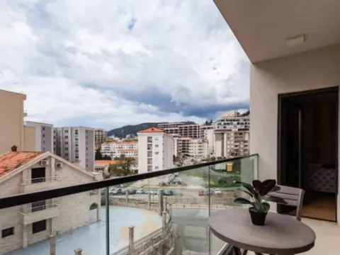 Sale, two bedroom apartment, 84m², Bečići, Budva - image 8