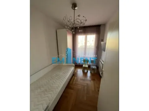 Izdavanje, četvorosoban stan, 120m², Voždovac Sve Podlokacije, Beograd - image 9