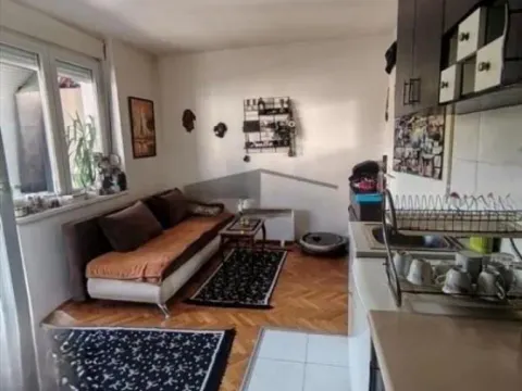 Prodaja, garsonjera, 26m², Zemun Sve Podlokacije, Beograd - image 2