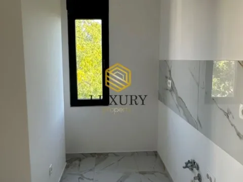 Izdavanje, dvosoban stan, 56m², Zabjelo, Podgorica - image 5