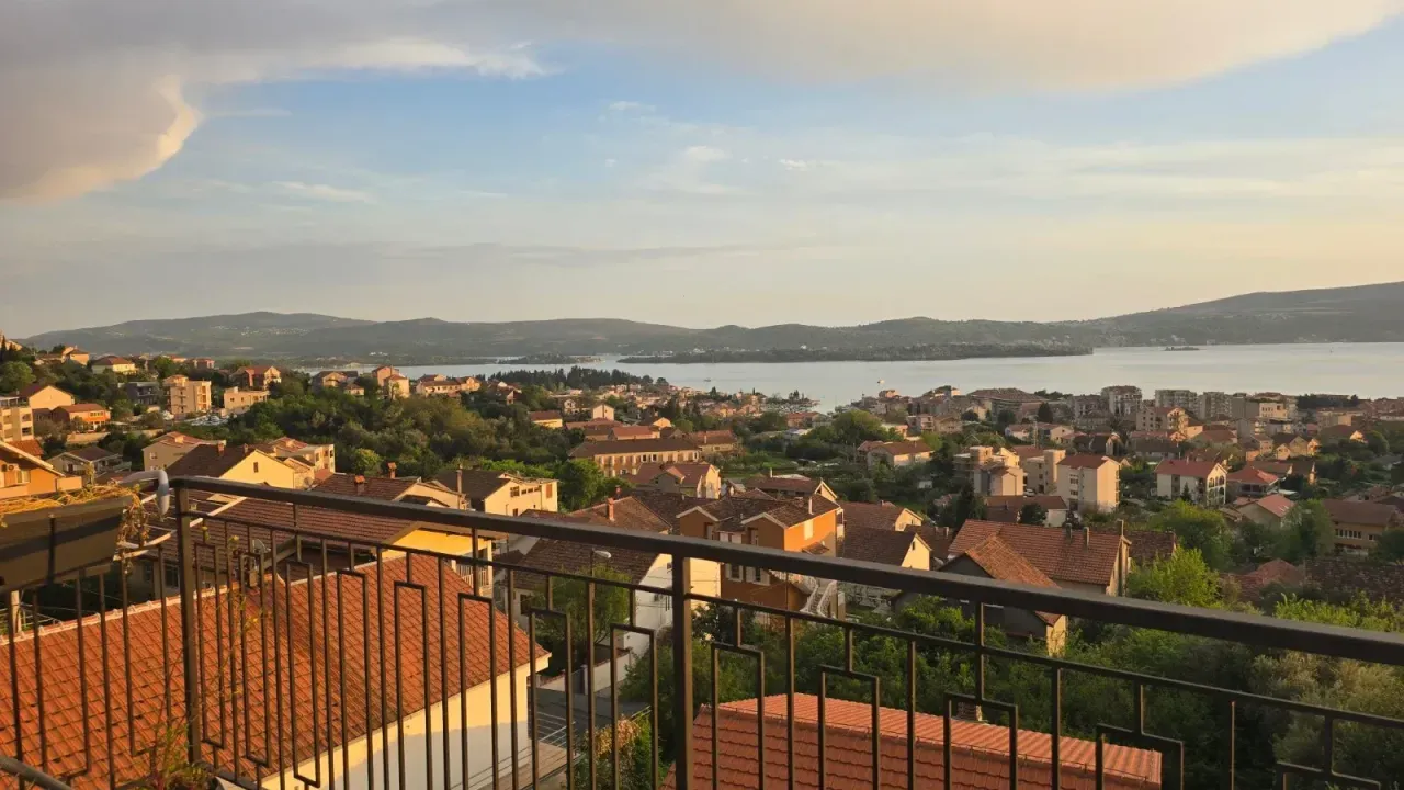 Sale, apartment, 50m², Tivat, Crna Gora