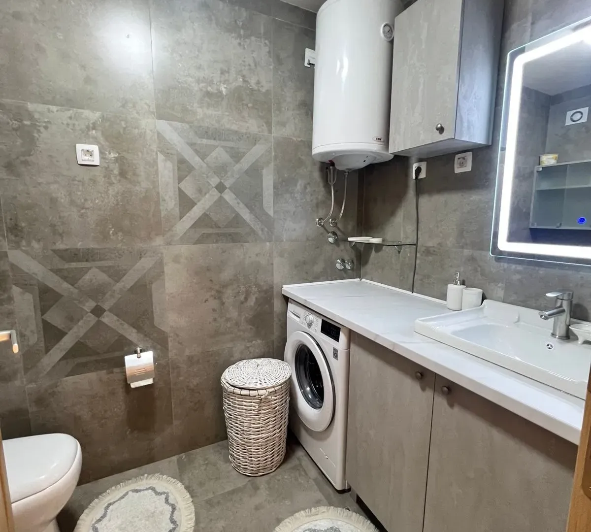 Rent, one bedroom apartment, 43m², Pobrežje, Podgorica