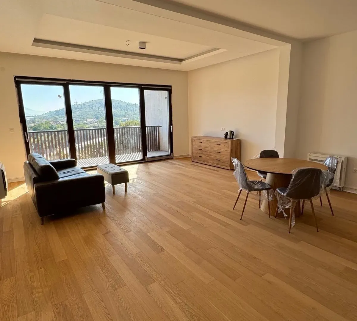 Prodaja, stan, 271m², Gornja Gorica, Podgorica