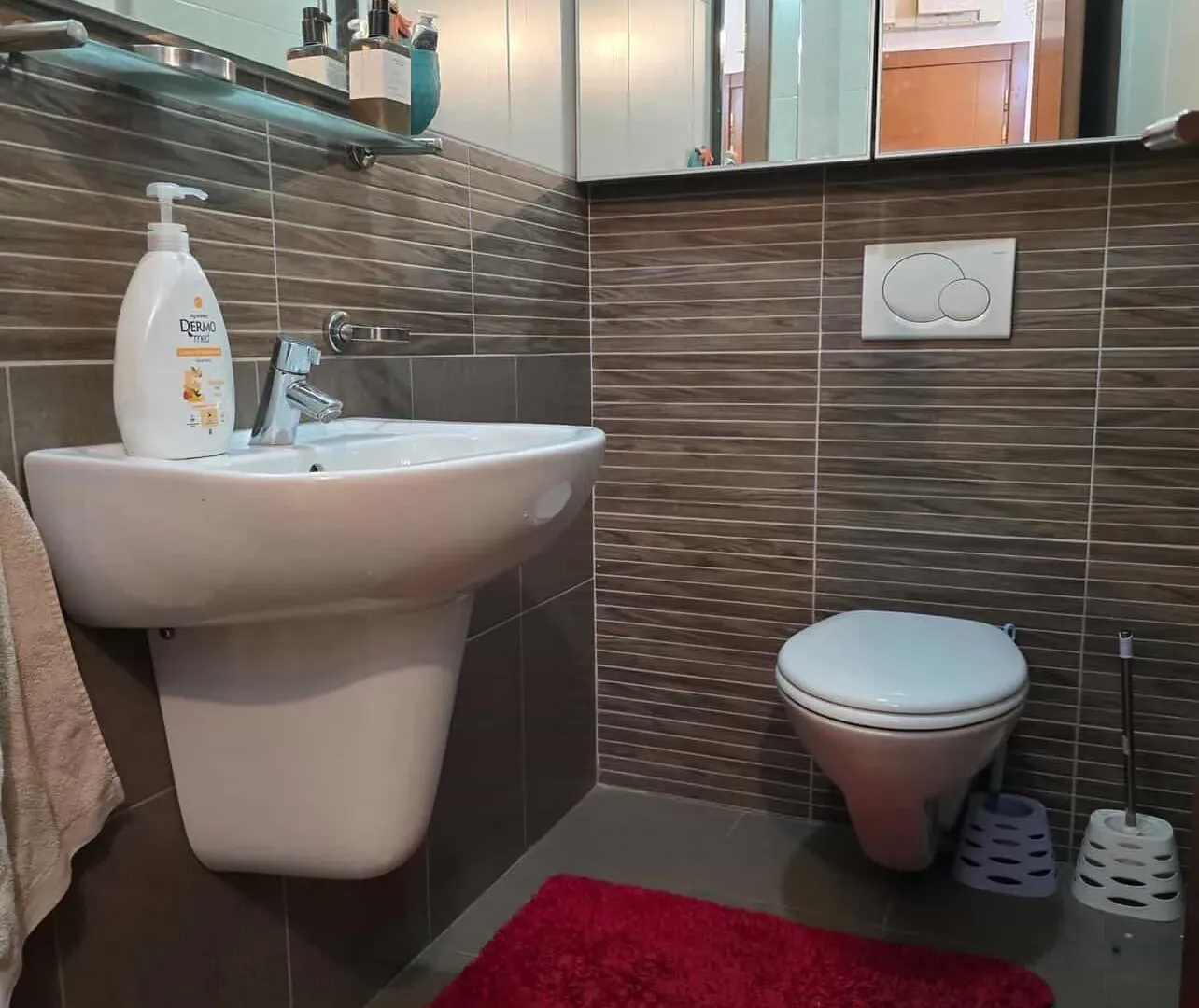 Prodaja, trosoban stan, 130m², Tološka šuma, Podgorica