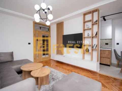 Izdavanje, dvosoban stan, 65m², Gintaš, Podgorica - image 16