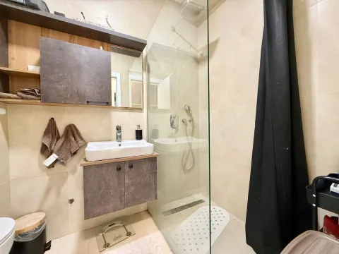 Prodaja, jednosoban stan, 47m², Zabjelo, Podgorica - image 9