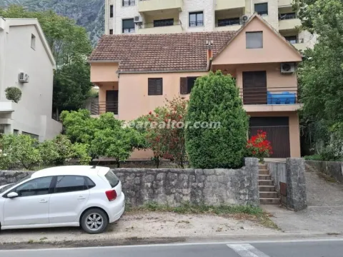 Sale, house, 242m², Dobrota, Kotor - image 2