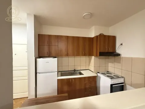 Izdavanje, dvosoban stan, 42m², Grbavica, Novi Sad Sve Podlokacije - image 7