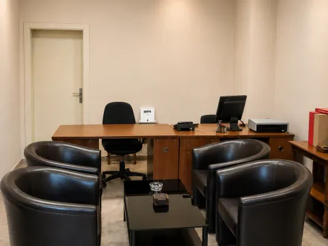 Poslovni prostor in Preko Morače