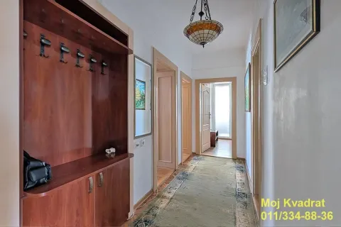 Izdavanje, trosoban stan, 65m², Zeleni Venac, Beograd - image 11