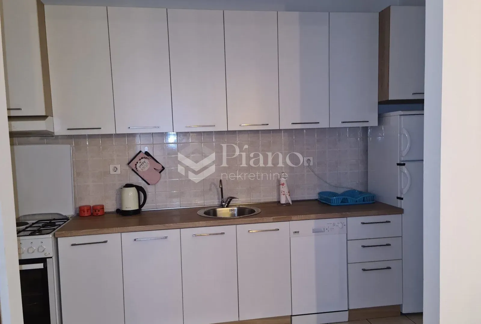 Rent, two bedroom apartment, 75m², City Kvart, Podgorica