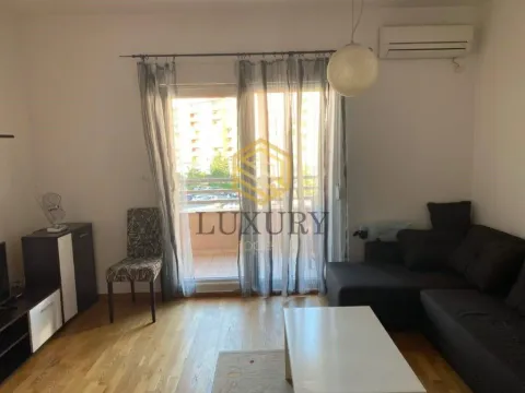 Rent, studio apartment, 38m², City Kvart, Podgorica