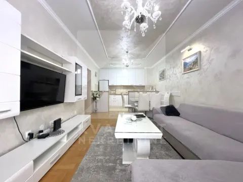 Rent, two bedroom apartment, 73m², Stari Aerodrom, Podgorica - image 1