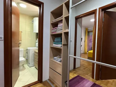 Rent, two bedroom apartment, 67m², Preko Morače, Podgorica - image 10