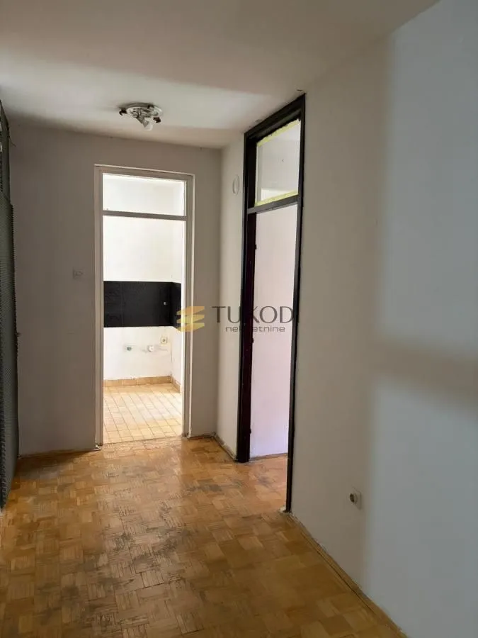 Prodaja, dvosoban stan, 57m², Bulevar Oslobodjenja, Novi Sad Sve Podlokacije