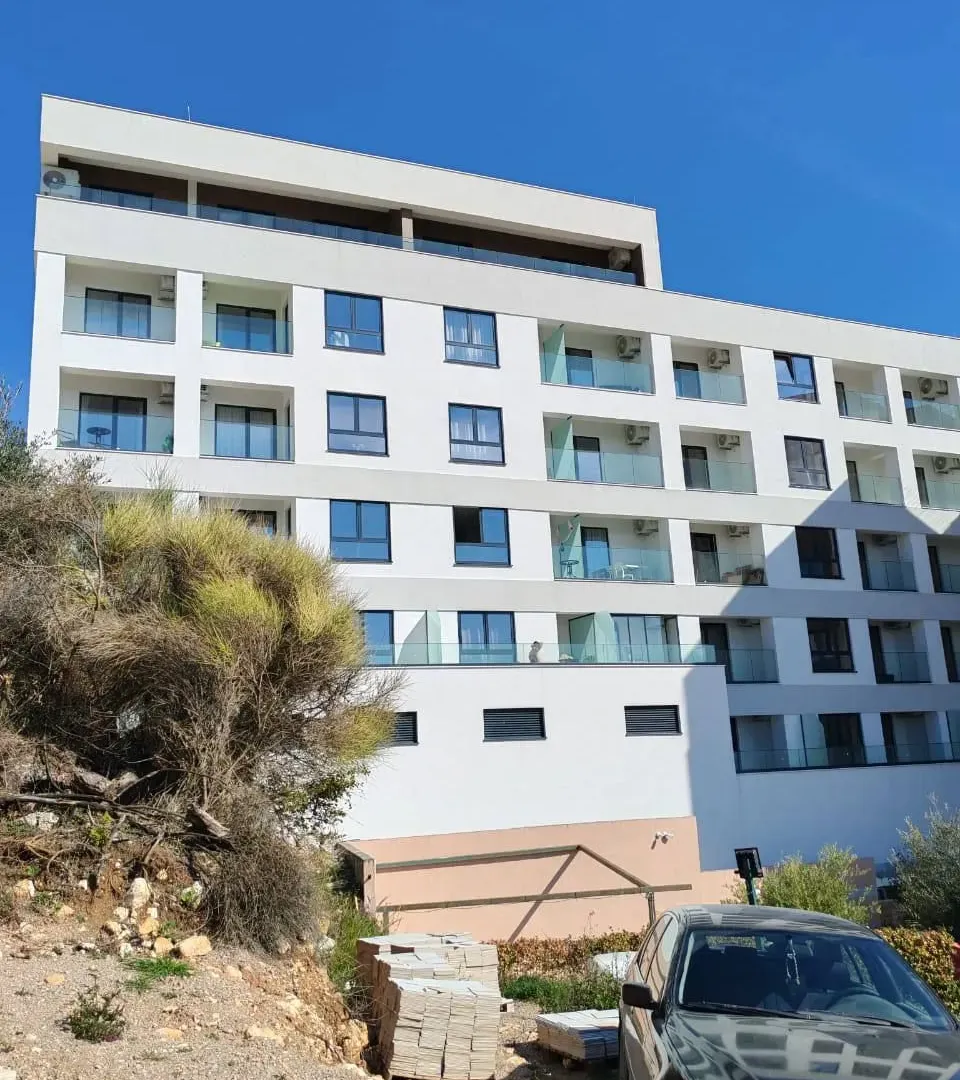 Sale, two bedroom apartment, 68m², Bečići, Budva