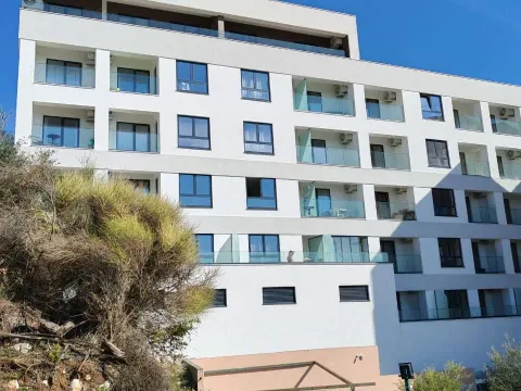 Prodaja, dvosoban stan, 68m², Bečići, Budva - image 4