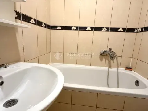 Rent, one bedroom apartment, 45m², Stari Aerodrom, Podgorica - image 10