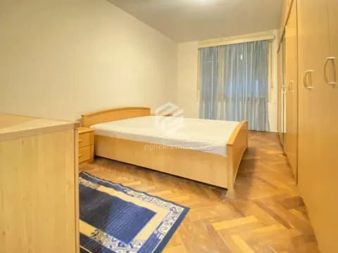 Izdavanje, dvosoban stan, 68m², Centar, Podgorica - image 6
