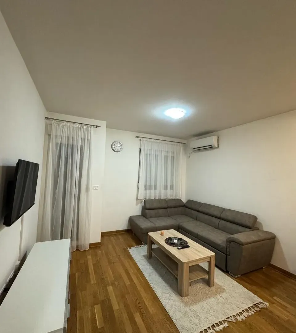 Rent, one bedroom apartment, 45m², City Kvart, Podgorica