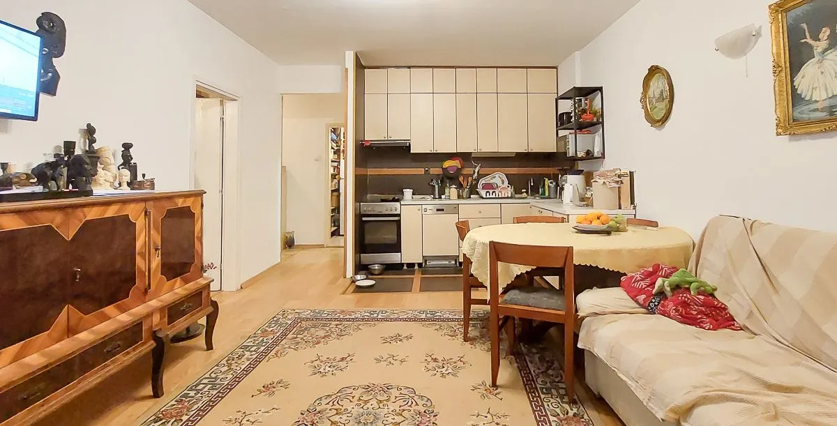 Prodaja, trosoban stan, 85m², Aleksinac, Niš