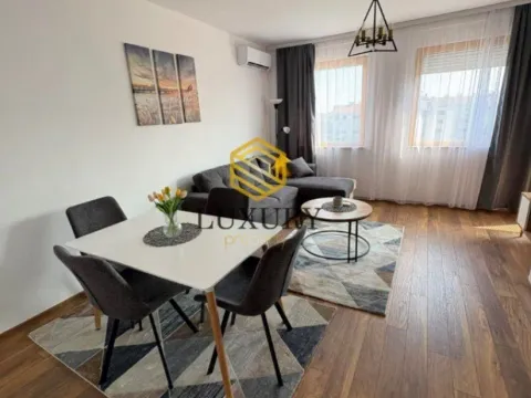 Izdavanje, jednosoban stan, 43m², Stari Aerodrom, Podgorica