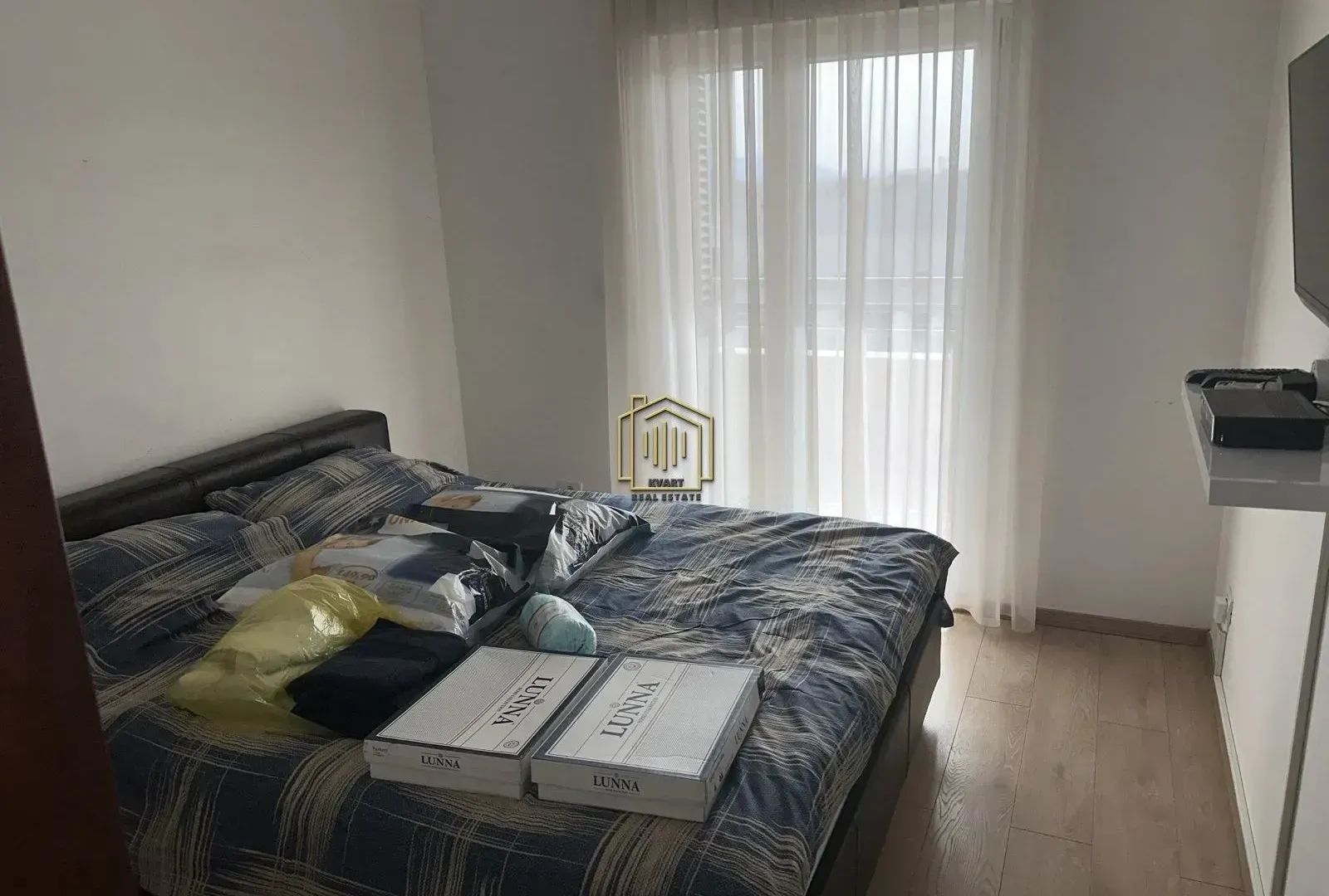 Rent, two bedroom apartment, 75m², City Kvart, Podgorica