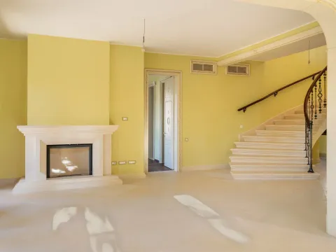 Sale, house, 470m², Reževići, Budva - image 14