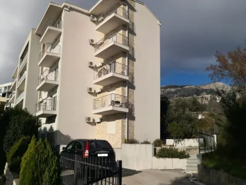 Prodaja, dvosoban stan, 98m², Bečići, Budva - image 13